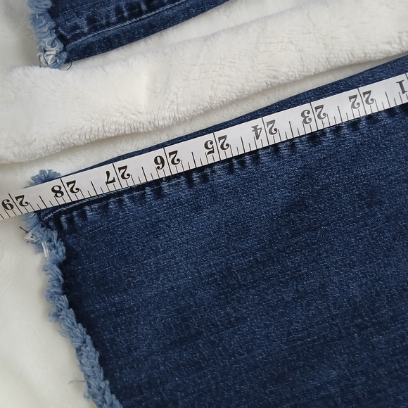 NYDJ Jeans Women's jeans Teresa Wideleg Blue Riverwalk wash Raw hem size 12 - Picture 6 of 16